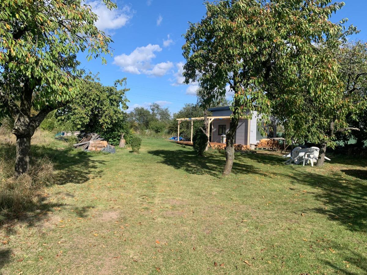 Tiny House - Chatka V Rezi U Prahy Husinec  Dış mekan fotoğraf